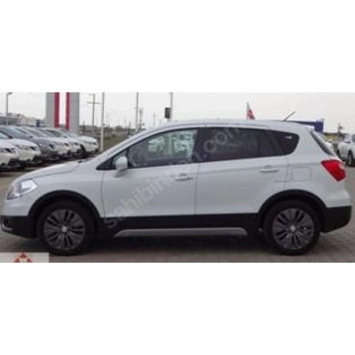 SUZUKI SCROSS- 13/16; ARAÇ BİLGİLERİ VE RESİMLERİ