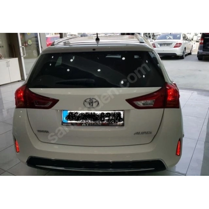 TOYOTA AURIS- 13/15; ARAÇ BİLGİLERİ VE RESİMLERİ