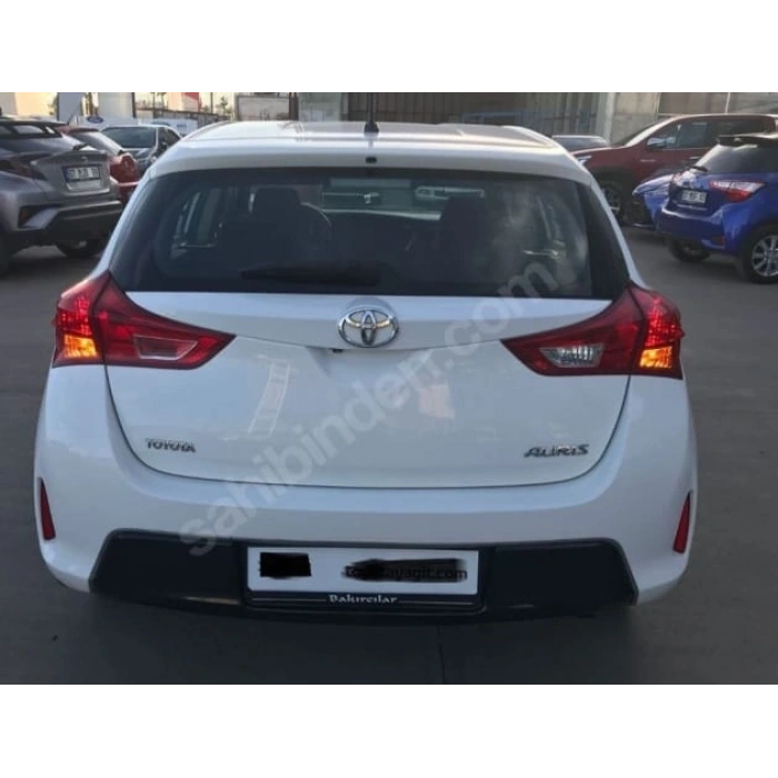 TOYOTA AURIS- 13/15; ARAÇ BİLGİLERİ VE RESİMLERİ