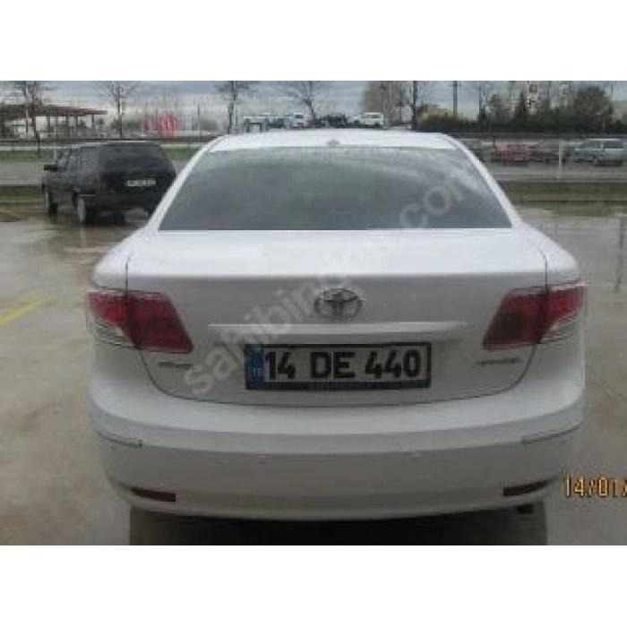 TOYOTA AVENSIS- 10/14; ARAÇ BİLGİLERİ VE RESİMLERİ