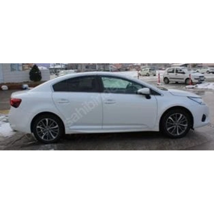 TOYOTA AVENSIS- 15/17; ARAÇ BİLGİLERİ VE RESİMLERİ