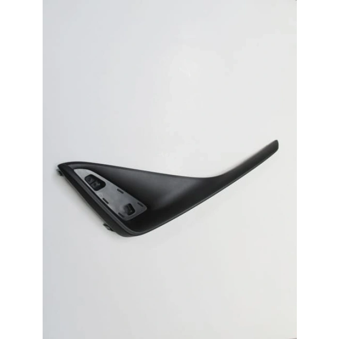 TOYOTA CHR- 16/23; ARKA TAMPON REFLEKTÖRÜ DIŞ PLASTİĞİ SAĞ (TW)