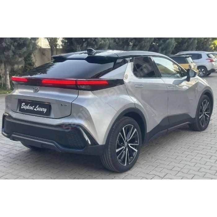 TOYOTA CHR- 24/25; ARAÇ BİLGİLERİ VE RESİMLERİ