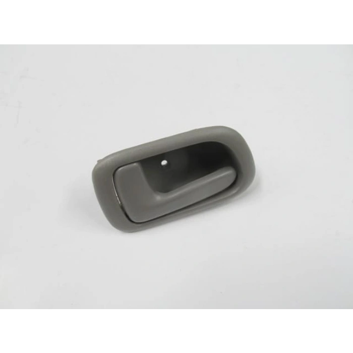 TOYOTA COROLLA- AE111- 99/00; ÖN KAPI İÇ AÇMA KOLU SOL (AÇIK GRİ) (TYG)