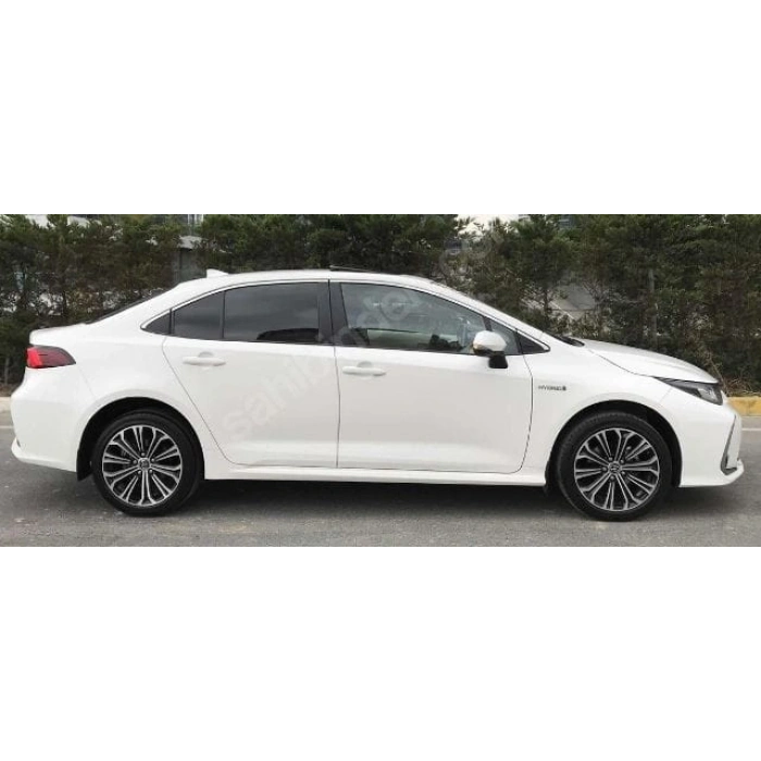 TOYOTA COROLLA- E210- 19/25; ARAÇ BİLGİLERİ VE RESİMLERİ