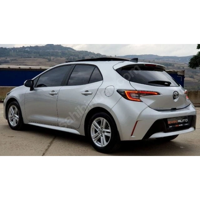 TOYOTA COROLLA- HB- 20/22; ARAÇ BİLGİLERİ VE RESİMLERİ