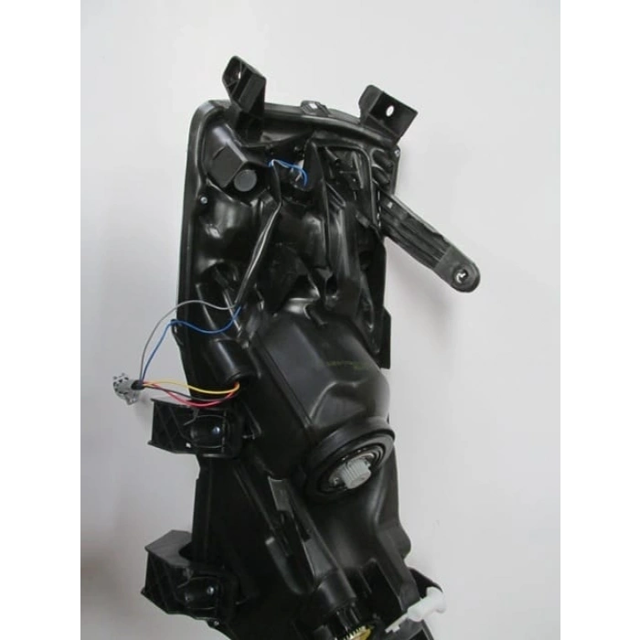 TOYOTA COROLLA- NDE180- 13/16; FAR LAMBASI SAĞ ELEKTRİKLİ/MOTORSUZ/LEDLİ/NİKELAJ ÇITALI (E MARKLI)