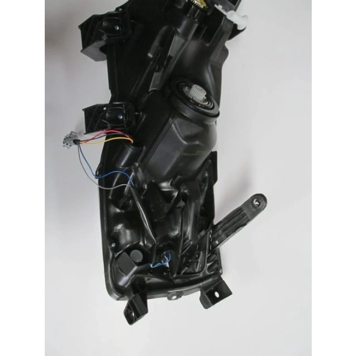 TOYOTA COROLLA- NDE180- 13/16; FAR LAMBASI SOL ELEKTRİKLİ/MOTORSUZ/LEDLİ/NİKELAJ ÇITALI (E MARKLI)