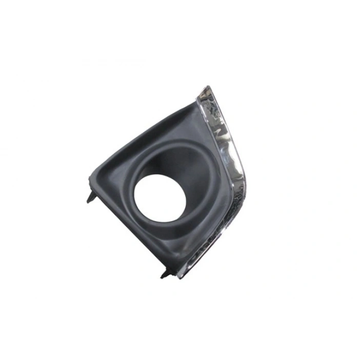 TOYOTA COROLLA- NDE180- 13/16; SİS LAMBA KAPAĞI SAĞ SİYAH SİS DELİKLİ (NİKELAJ ÇITALI) (TW)