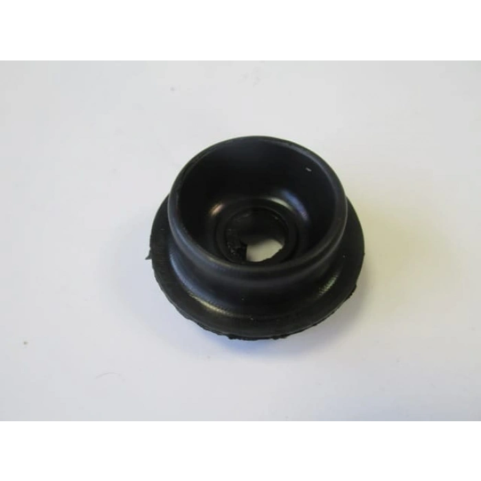 TOYOTA COROLLA- NDE180- 13/18; RADYATÖR ALT LASTİĞİ