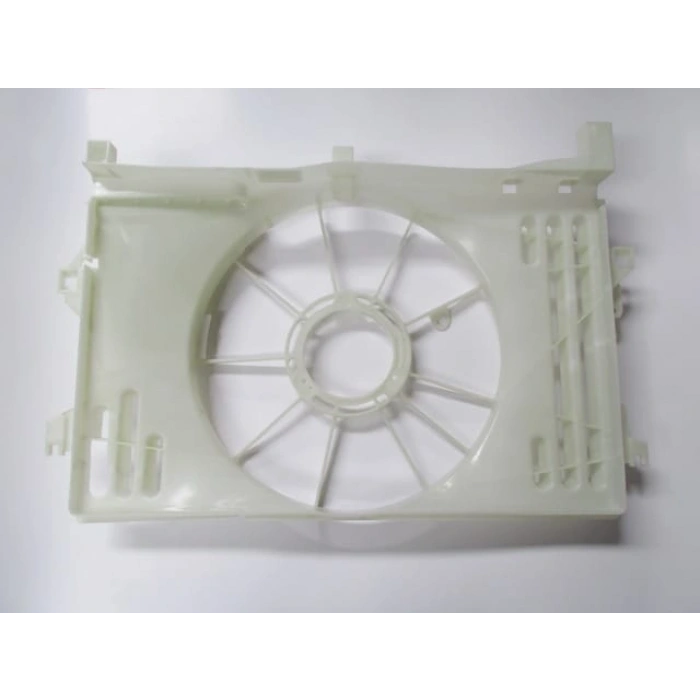 TOYOTA COROLLA- ZZE121- 02/04; RADYATÖR FAN DAVLUMBAZI BOŞ GÖVDE (SU DEPOSU İLE) BENZİNLİ(TW