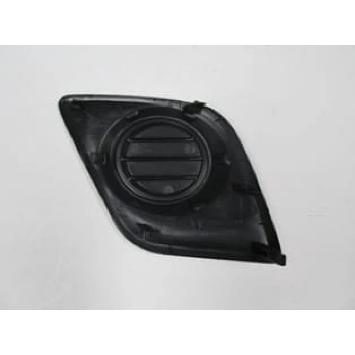 TOYOTA HILUX- PICK UP- 15/19; SİS LAMBA KAPAĞI SAĞ SİS DELİKSİZ (LM)