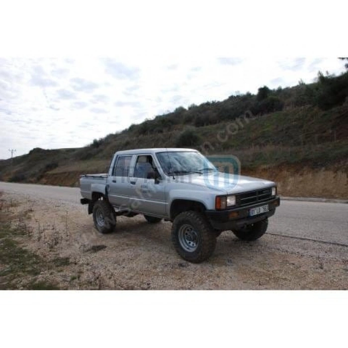 TOYOTA HILUX- PICK UP LN56/65- 85/89; ARAÇ BİLGİLERİ VE RESİMLERİ