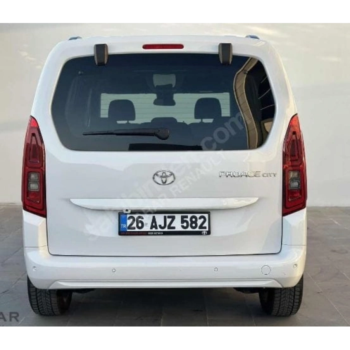 TOYOTA PROACE CITY- 24/25; ARAÇ BİLGİLERİ VE RESİMLERİ