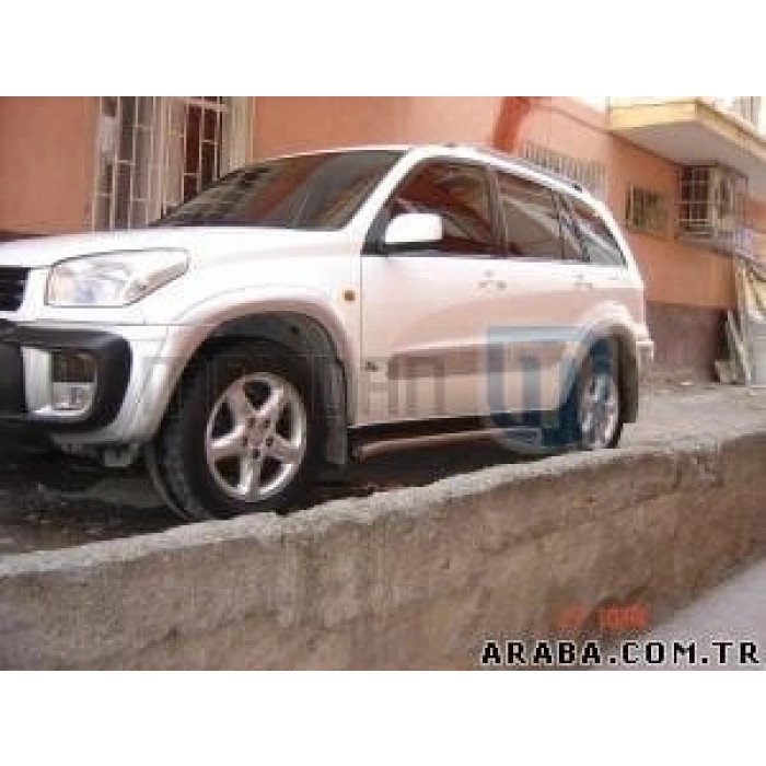 TOYOTA RAV4- 01/04; ARAÇ BİLGİLERİ VE RESİMLERİ