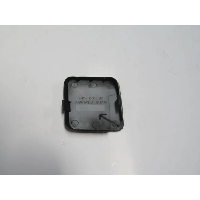 TOYOTA RAV4- 09/10; ÖN TAMPON ÇEKİ DEMİRİ KAPAĞI SOL (TYG)
