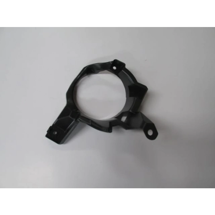 TOYOTA RAV4- 13/16; SİS LAMBA İÇ BAĞLANTI BRAKETİ SOL SİS DELİKLİ (TW)