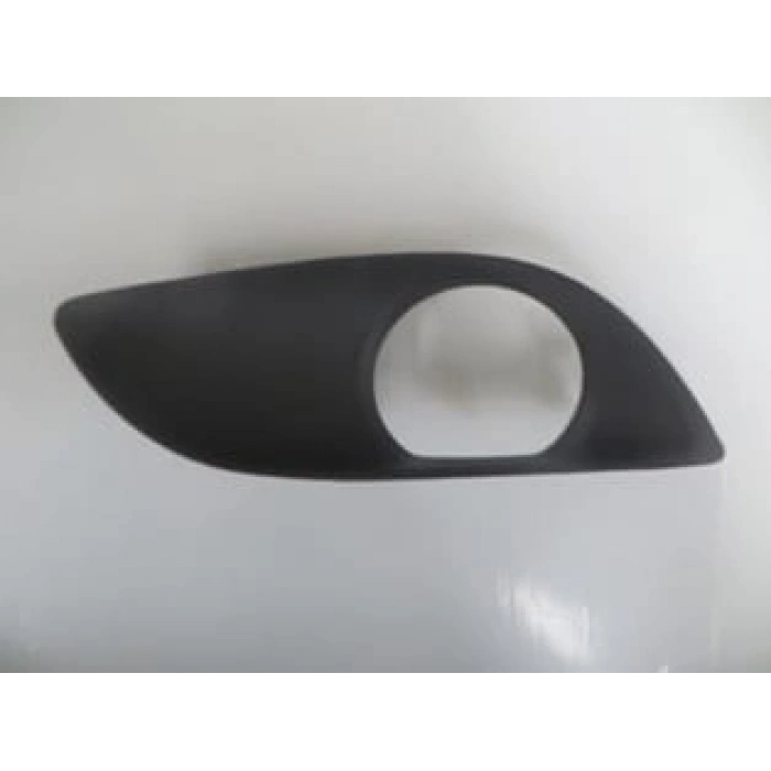 TOYOTA YARIS- 09/11; SİS LAMBA KAPAĞI SAĞ SİYAH (SİS DELİKLİ) (CASP)