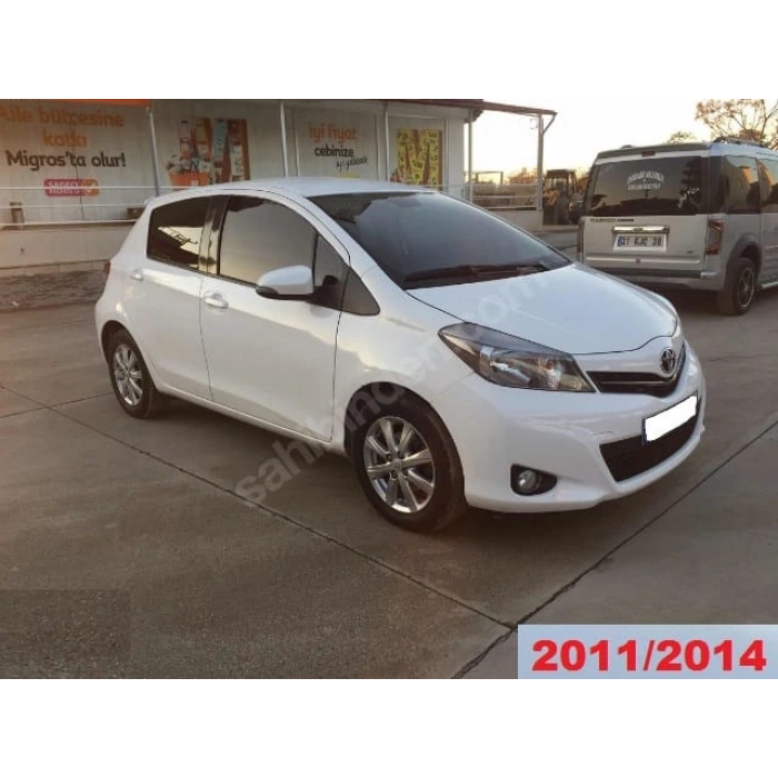 TOYOTA YARIS- 11/16; ARAÇ BİLGİLERİ VE RESİMLERİ