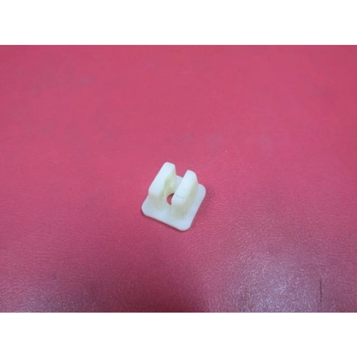 UNIVERSAL UNIVERSAL-; FAR KLİPSİ B TİPİ TÜM ARAÇLAR İÇİN