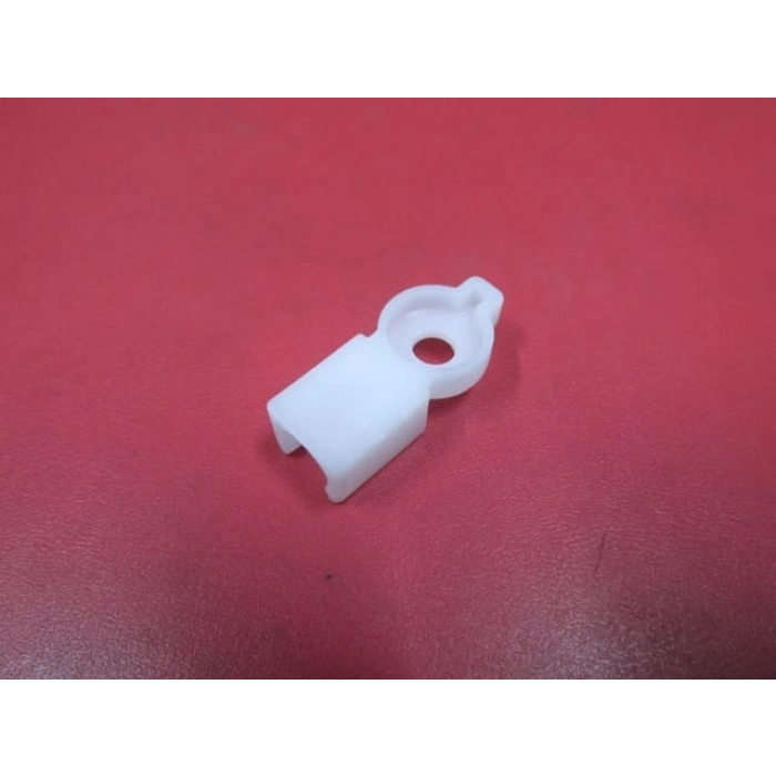 UNIVERSAL UNIVERSAL-; FAR KLİPSİ CARELLO TİPİ TÜM ARAÇLAR İÇİN