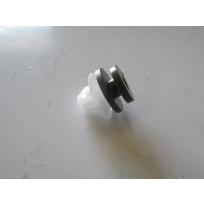 UNIVERSAL UNIVERSAL-; KAPI DÖŞEME KLİPSİ (RENAULT/DACIA)