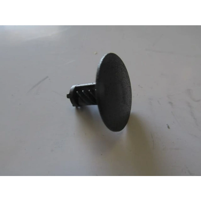 UNIVERSAL UNIVERSAL-; MOTOR KAPUT İZOLATÖR KLİPSİ (FIAT)