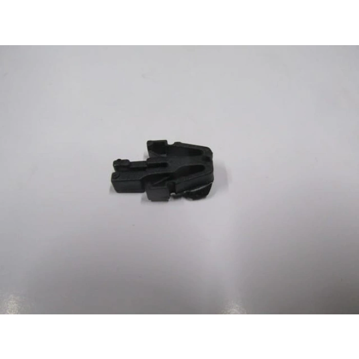 UNIVERSAL UNIVERSAL-; ÖN PANJUR KLİPSİ C TİPİ TÜM ARAÇLAR İÇİN