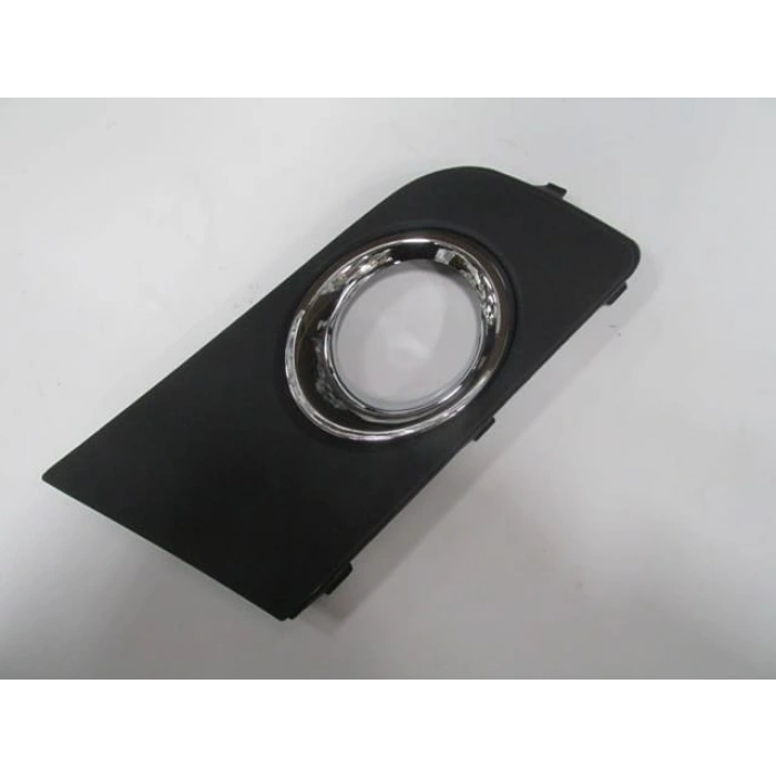 VOLKSWAGEN AMAROK- 11/16; SİS LAMBA KAPAĞI SOL SİS DELİKLİ SİYAH/ÇERÇEVESİ NİKELAJLI (TW)