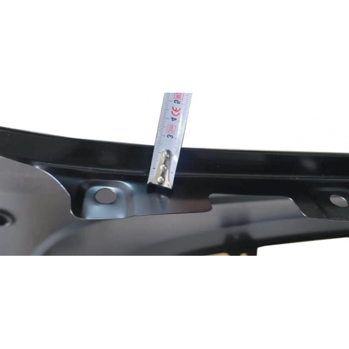 VOLKSWAGEN AMAROK- 17/20; ÖN ÇAMURLUK DELİKLİ SOL (TW)