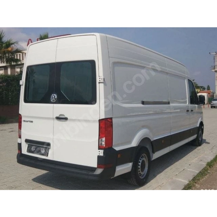 VOLKSWAGEN CRAFTER- 18/25; ARAÇ BİLGİLERİ VE RESİMLERİ