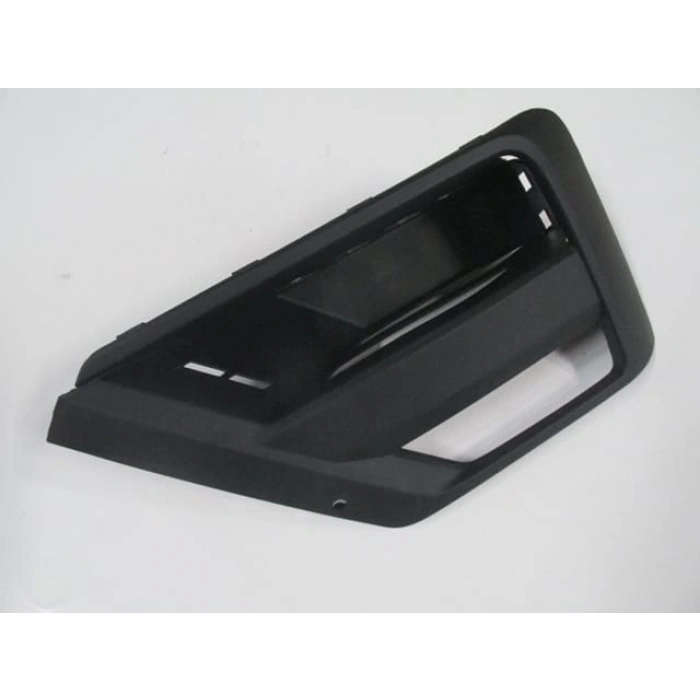 VOLKSWAGEN CRAFTER- 18/25; SİS LAMBA KAPAĞI SOL SİS DELİKLİ/SENSÖR DELİKSİZ (TYG)