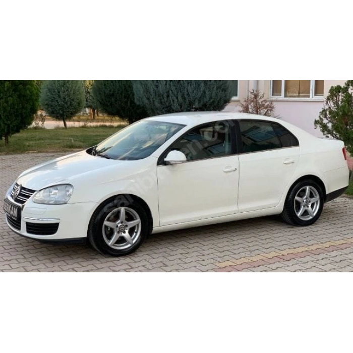 VOLKSWAGEN JETTA- 5- 06/10; ARAÇ BİLGİLERİ VE RESİMLERİ