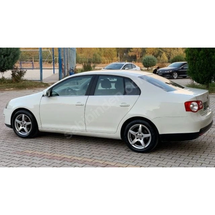 VOLKSWAGEN JETTA- 5- 06/10; ARAÇ BİLGİLERİ VE RESİMLERİ