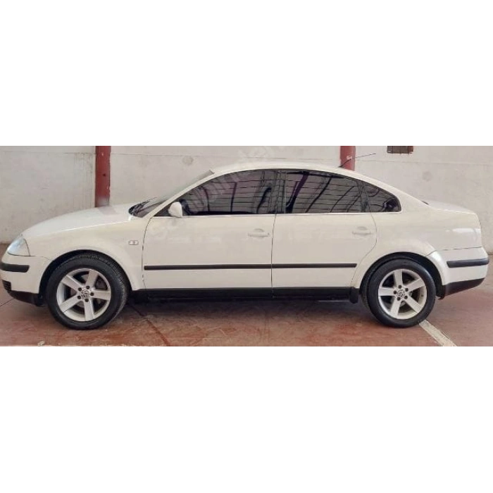 VOLKSWAGEN PASSAT- B5- 01/05; ARAÇ BİLGİLERİ VE RESİMLERİ