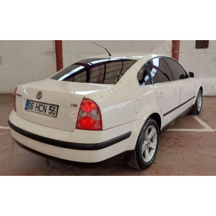 VOLKSWAGEN PASSAT- B5- 01/05; ARAÇ BİLGİLERİ VE RESİMLERİ