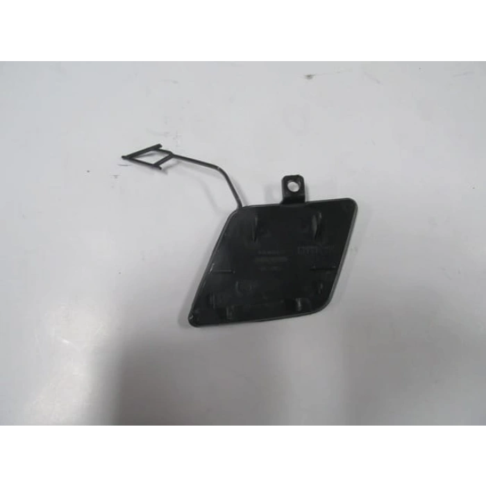 VOLKSWAGEN PASSAT-VARIANT- B8- 23/24; ÖN TAMPON ÇEKİ DEMİRİ KAPAĞI (SİYAH)