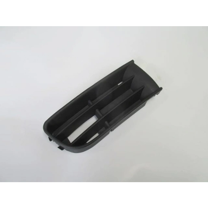 VOLKSWAGEN POLO- 5- 02/05; SİS LAMBA KAPAĞI SAĞ (SİS DELİKSİZ) (ÇİFT FARLI TİP)