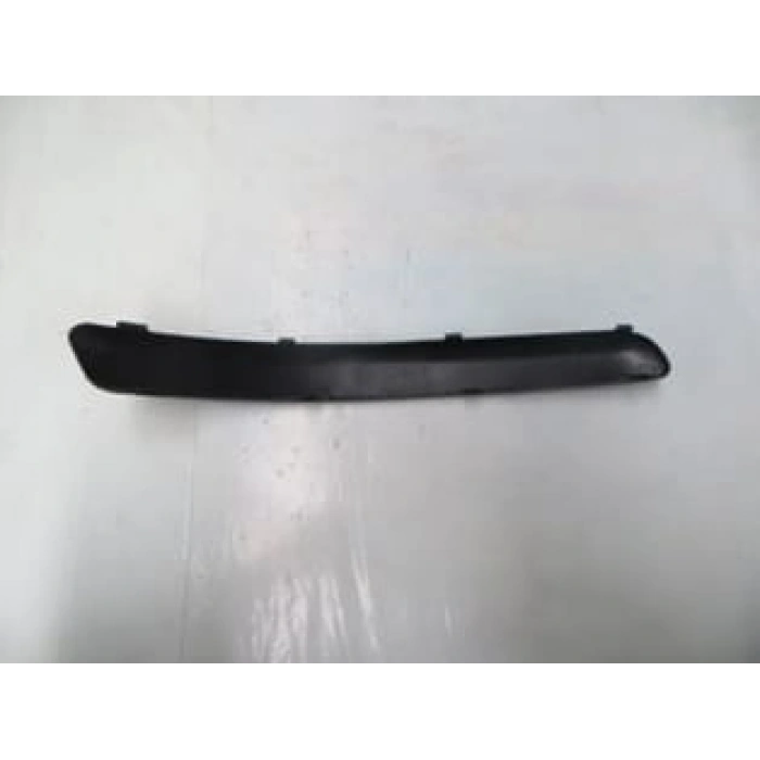 VOLKSWAGEN POLO- 5- 05/09; ÖN TAMPON BANDI SOL SİYAH PÜTÜRLÜ TİP (TEK FARLI TİP) (TW)