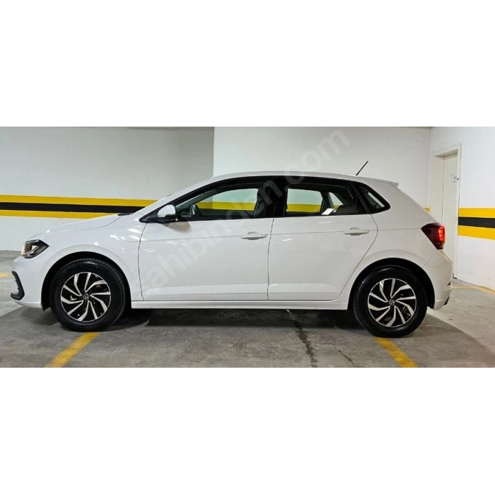 VOLKSWAGEN POLO- 8- 21/25; ARAÇ BİLGİLERİ VE RESİMLERİ