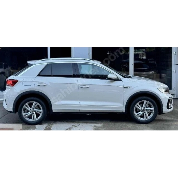 VOLKSWAGEN T ROC- 22/25; ARAÇ BİLGİLERİ VE RESİMLERİ