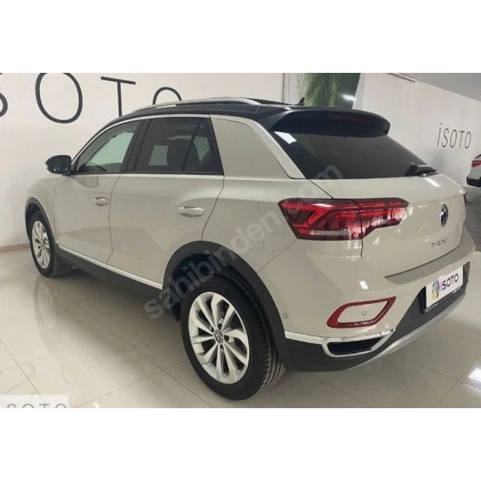 VOLKSWAGEN T ROC- 22/25; ARAÇ BİLGİLERİ VE RESİMLERİ