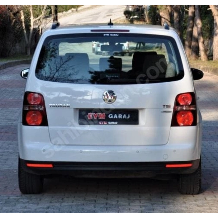 VOLKSWAGEN TOURAN- 08/10; ARAÇ BİLGİLERİ VE RESİMLERİ