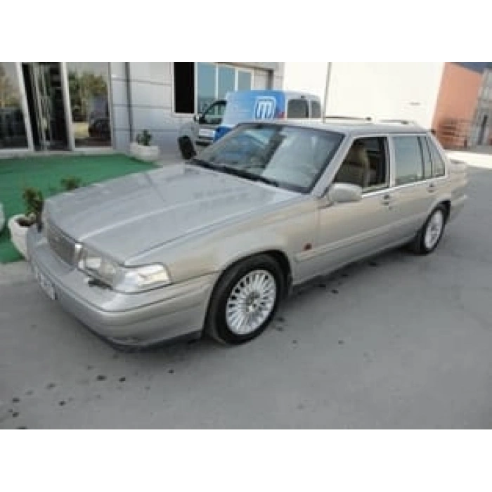 VOLVO 960- 94/95; ARAÇ BİLGİLERİ VE RESİMLERİ