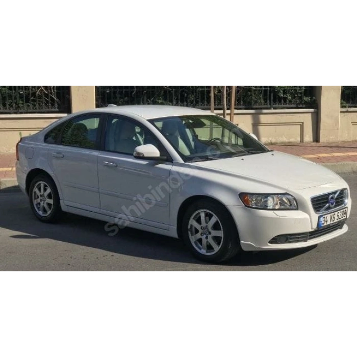 VOLVO S40- 08/12; ARAÇ BİLGİLERİ VE RESİMLERİ