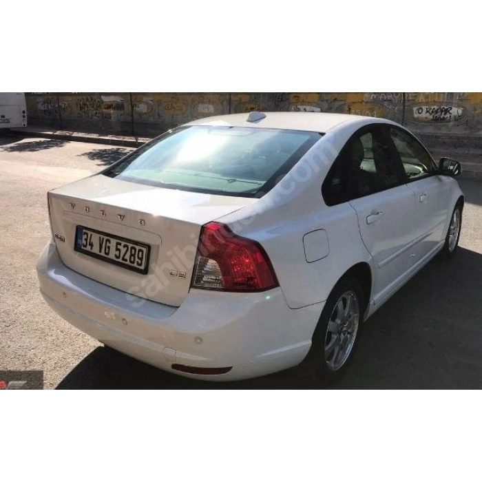 VOLVO S40- 08/12; ARAÇ BİLGİLERİ VE RESİMLERİ