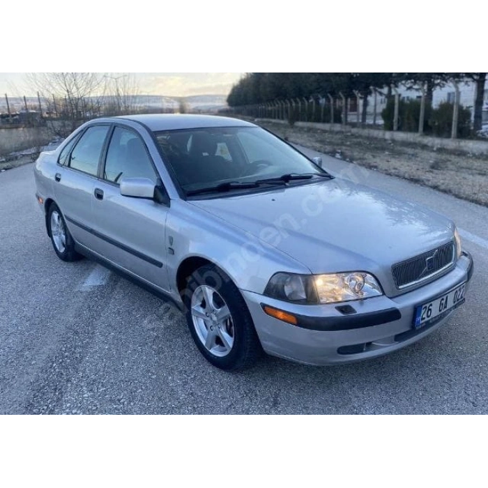 VOLVO S40- 96/00; ARAÇ BİLGİLERİ VE RESİMLERİ
