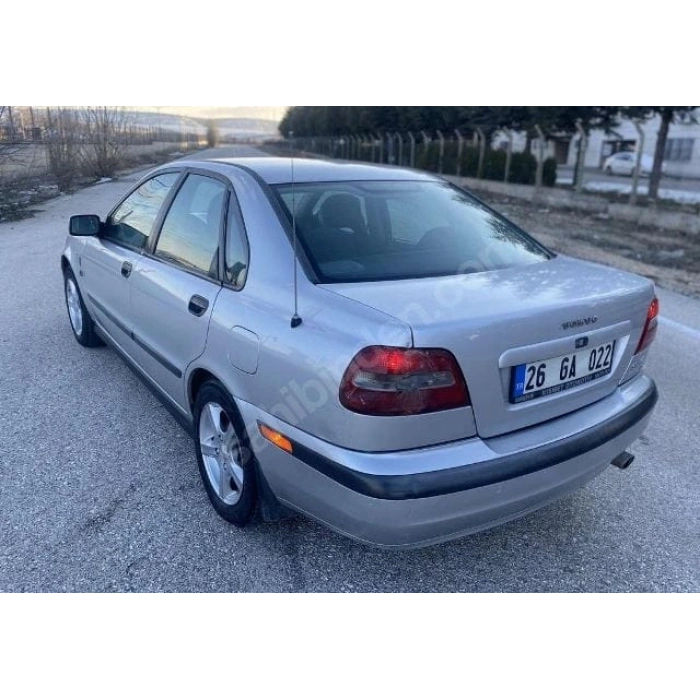 VOLVO S40- 96/00; ARAÇ BİLGİLERİ VE RESİMLERİ