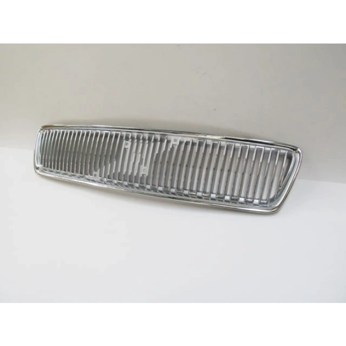 VOLVO S40- 96/00; ÖN PANJUR NİKELAJLI (TYG)