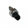 GERİ VİTES MÜŞÜRÜ 2 FİŞ KARE SOKET T4/POLO-GOLF (FEBİ21758) ÜNİVERSAL BORSEHUNG B18005 T1